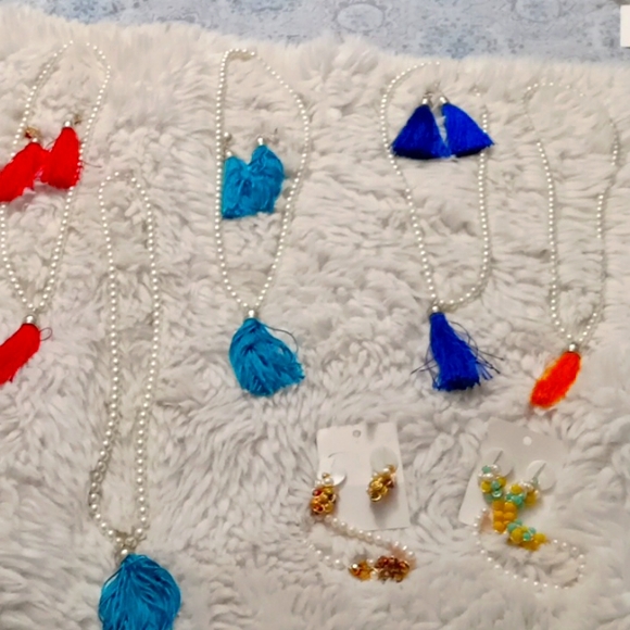 Stuff - Picture 1 of 1